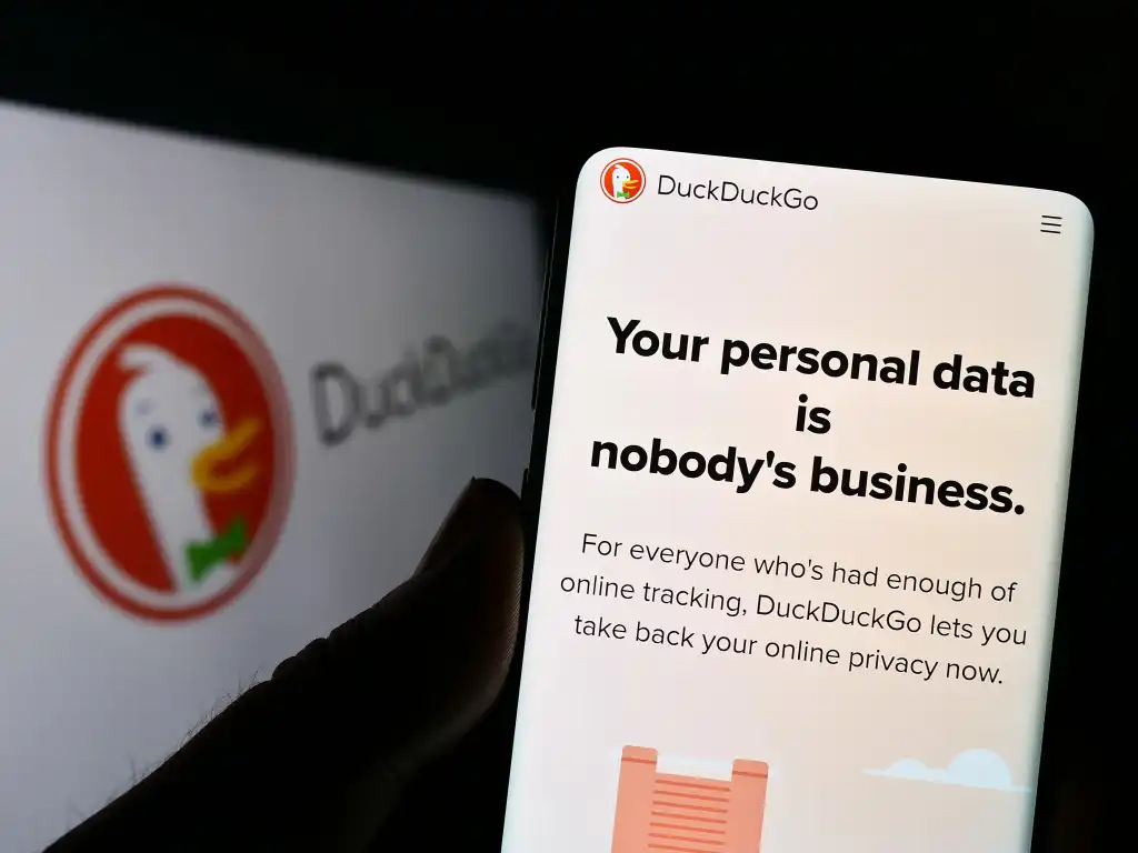 DuckDuckGo Launches Anonymous AI Chatbot